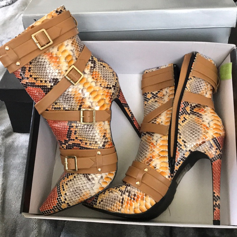 Shoes - Picture 2 of 2